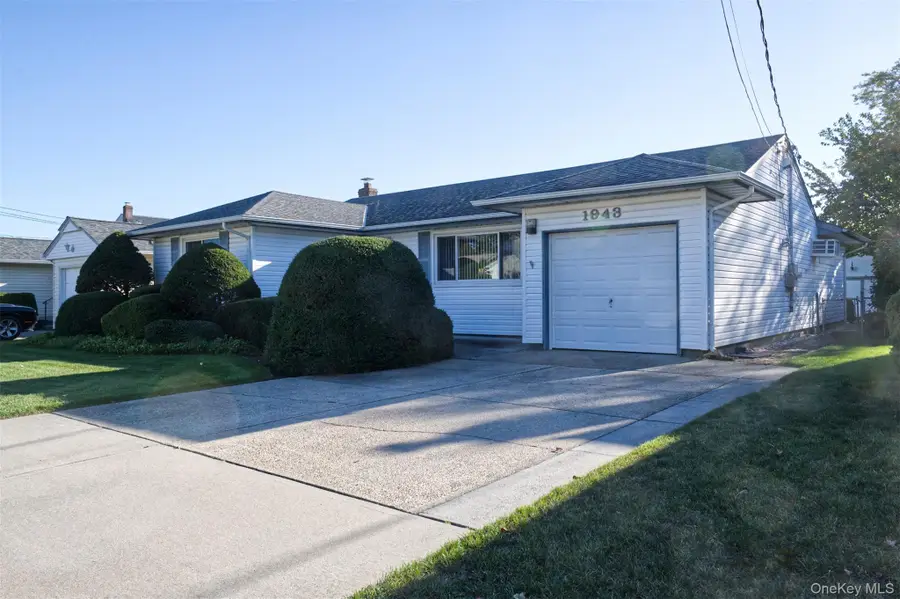 1943 Cole Drive, East Meadow, NY 11554 - Image #3