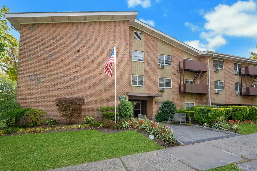 220 Chestnut Street #2K, Port Chester, NY 10573 - Image #2