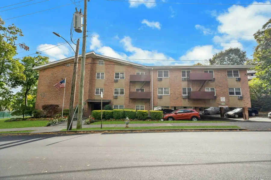 220 Chestnut Street #2K, Port Chester, NY 10573 - Image #3