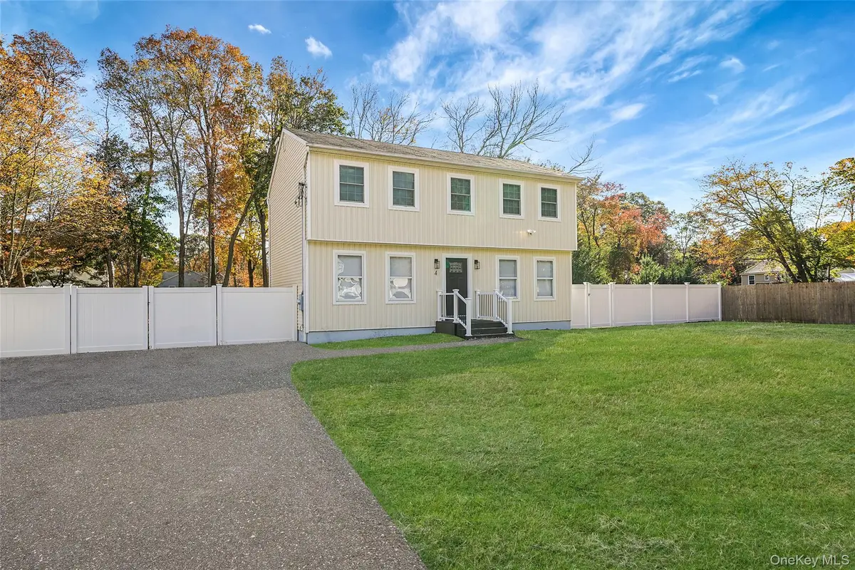 4 Flores Lane, Middle Island, NY 11953 - Image #1