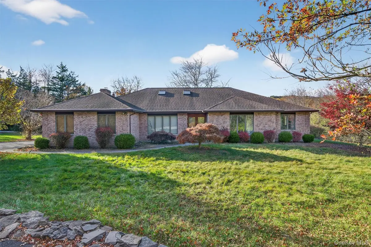 220 Oxford Road, Chester, NY 10918 - Image #1