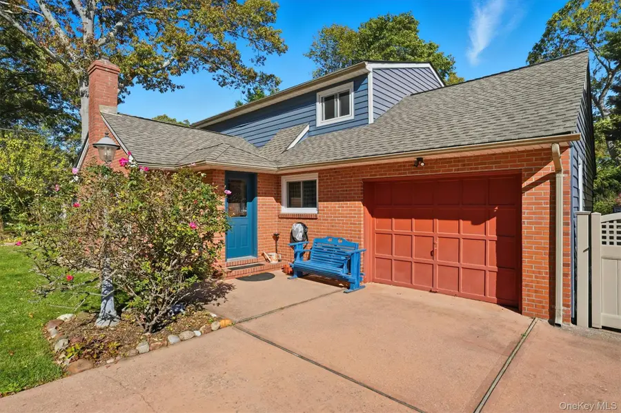 19 Marion Street, Nesconset, NY 11767 - Image #2