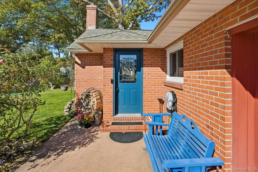 19 Marion Street, Nesconset, NY 11767 - Image #3