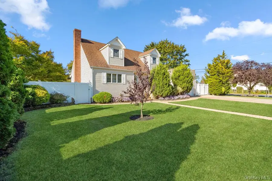 91 15th Avenue, West Babylon, NY 11704 - Image #3