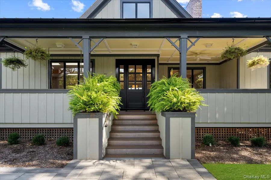 17 Moriches Avenue, East Moriches, NY 11940 - Image #3