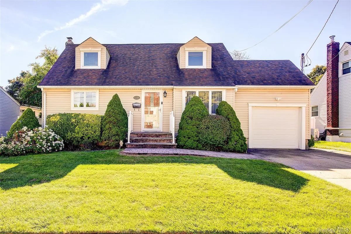 35 Jackson Avenue, Bethpage, NY 11714 - Image #1