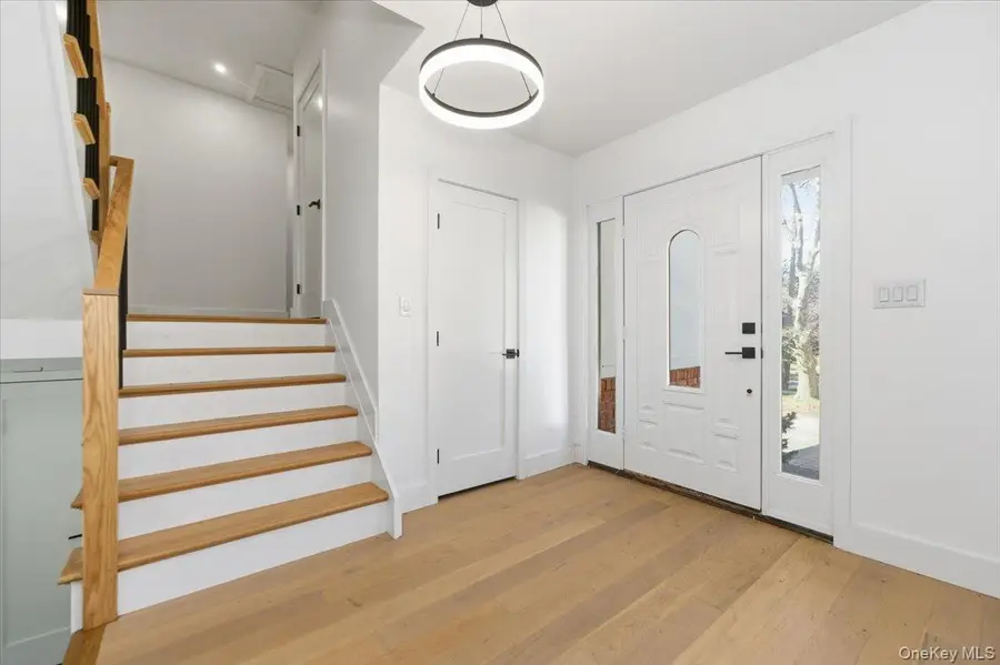 559 Linda Lane, Woodmere, NY 11598 - Image #3