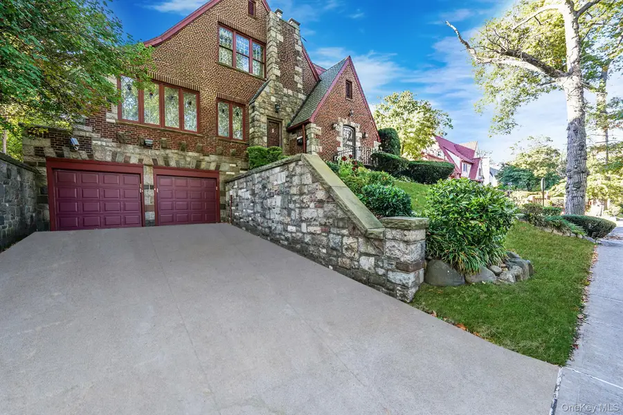 8402 Midland Parkway, Jamaica, NY 11432 - Image #2