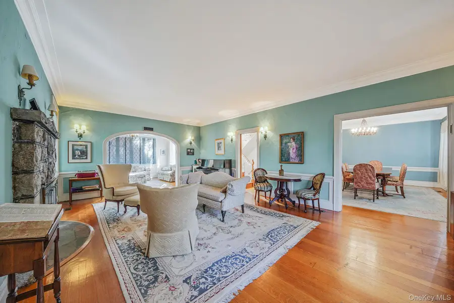 8402 Midland Parkway, Jamaica, NY 11432 - Image #3