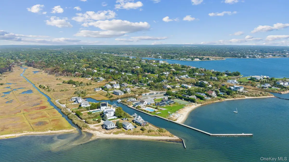 14 Bayview Road, Remsenburg, NY 11960 - Image #1