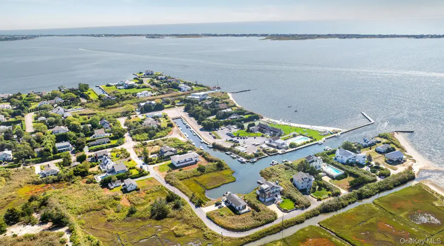 14 Bayview Road, Remsenburg, NY 11960 - Image #2