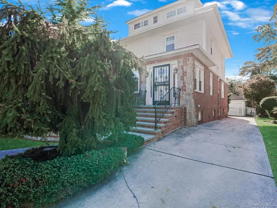 186-34 Henley Road, Jamaica, NY 11432 - Image #2