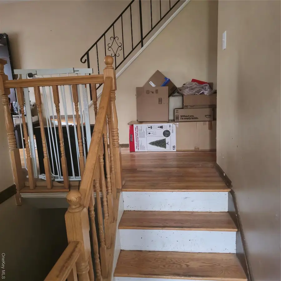 73 Lonergan Drive, Suffern, NY 10901 - Image #3