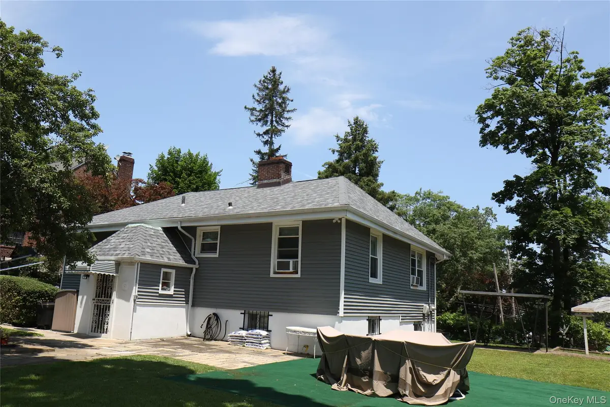 180 Scott Avenue, Yonkers, NY 10704 - Image #1