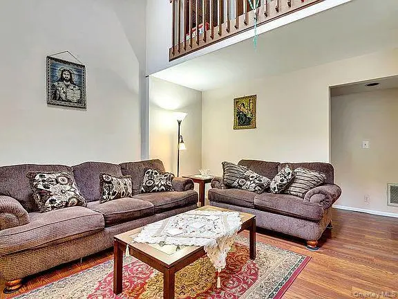 30 Sycamore Court, Highland Mills, NY 10930 - Image #2