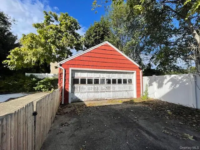 163 Massachusetts Avenue, Massapequa, NY 11758 - Image #3