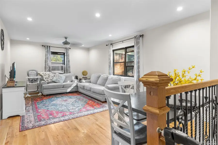 73-10 220th Street #Uppr, Oakland Gardens, NY 11364 - Image #3