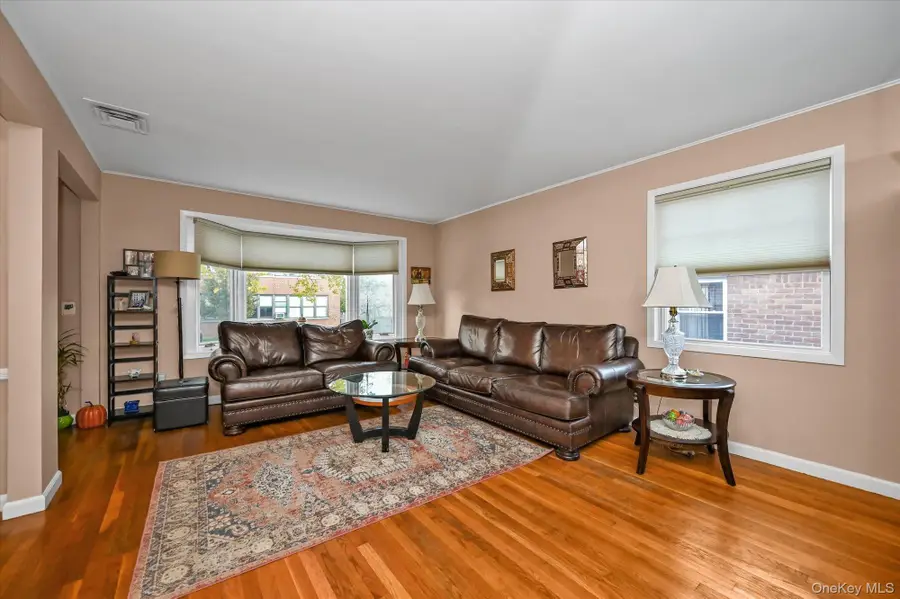 15428 27th Avenue, Flushing, NY 11354 - Image #3