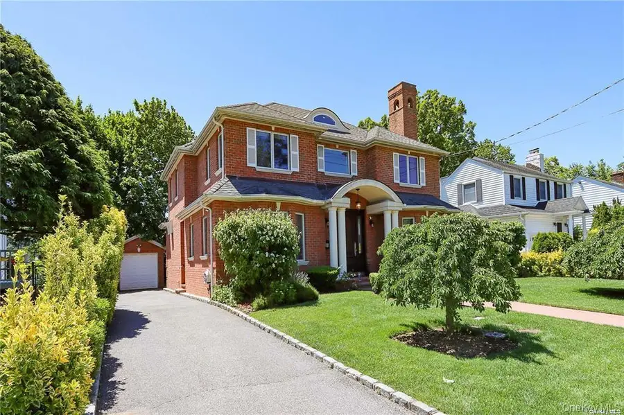 24 Steamboat Road, Great Neck, NY 11024 - Image #2