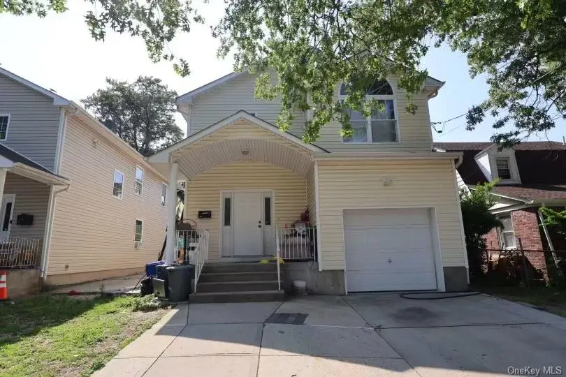 15 Harriet Avenue, Hempstead, NY 11550 - Image #1