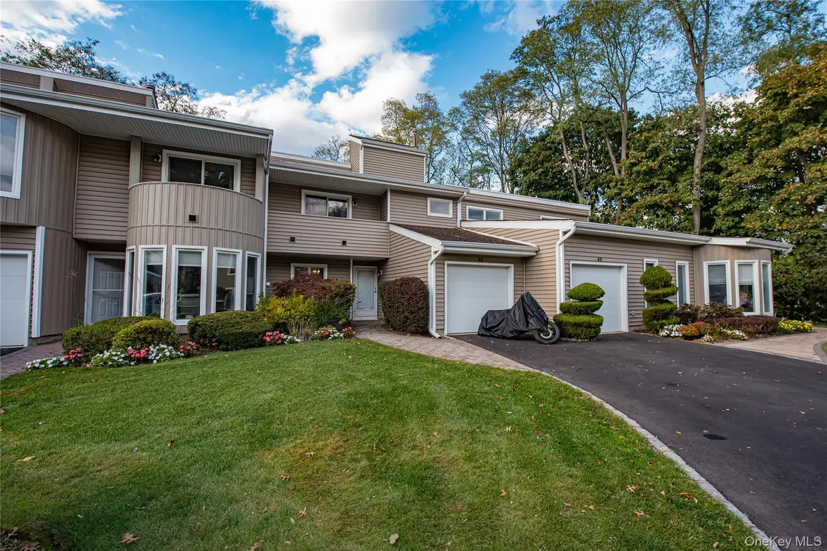 45 Kristin Lane, Hauppauge, NY 11788 - Image #1