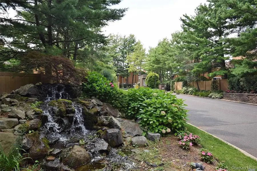 45 Kristin Lane, Hauppauge, NY 11788 - Image #3