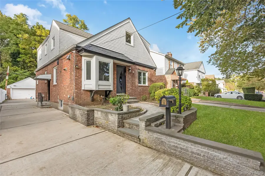 206-15 Richland Avenue, Hollis Hills, NY 11364 - Image #2