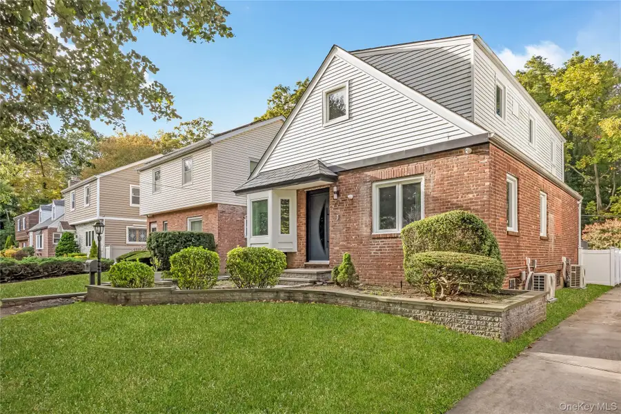 206-15 Richland Avenue, Hollis Hills, NY 11364 - Image #3