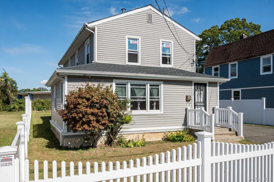 119 Lincoln Avenue, Roosevelt, NY 11575 - Image #2