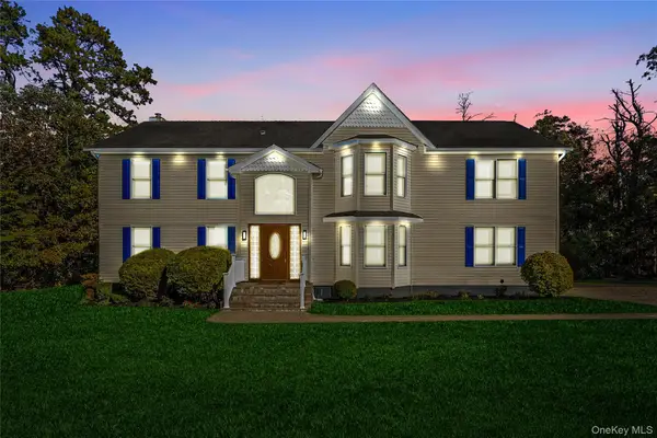 11A Grand Avenue, Yaphank, NY 11980