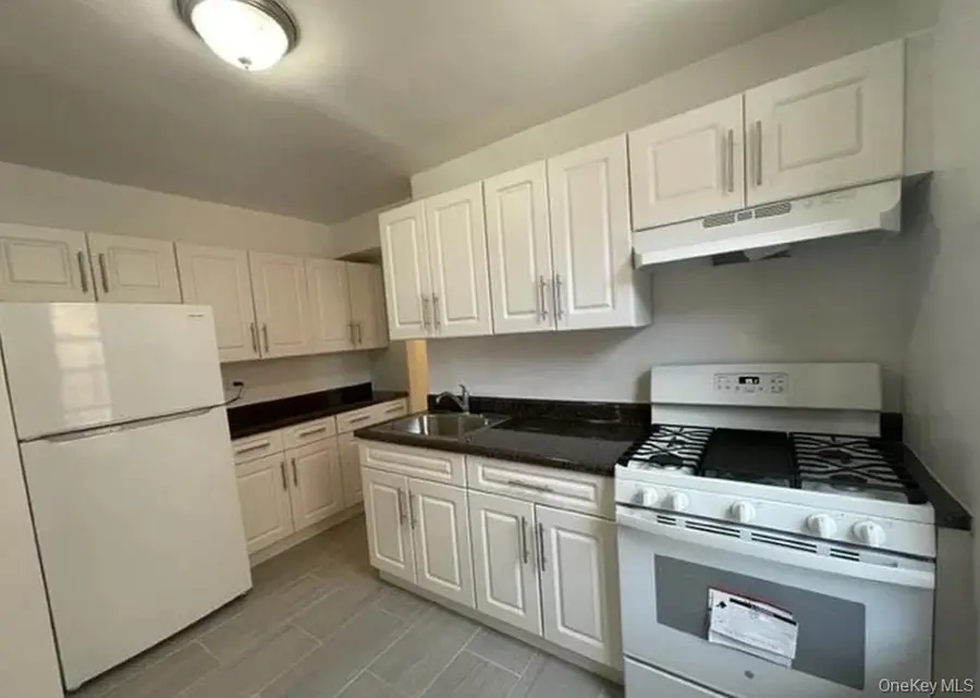 108-50 62rd Drive #4R, Forest Hills, NY 11375 - Image #3