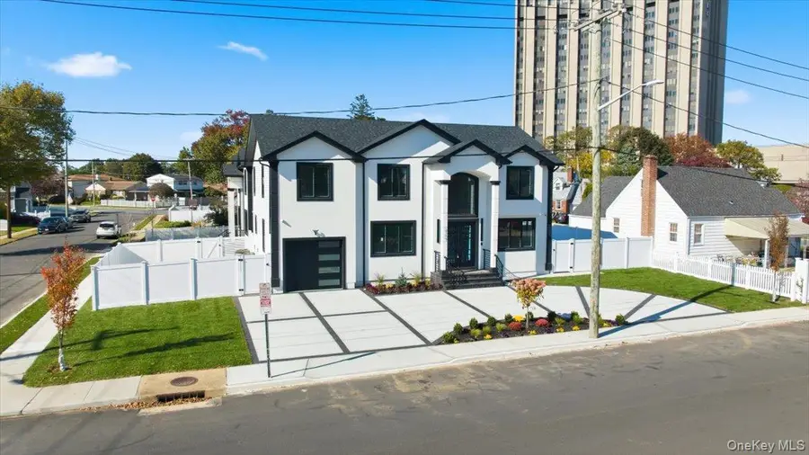 2159 Franklin Avenue, East Meadow, NY 11554 - Image #3