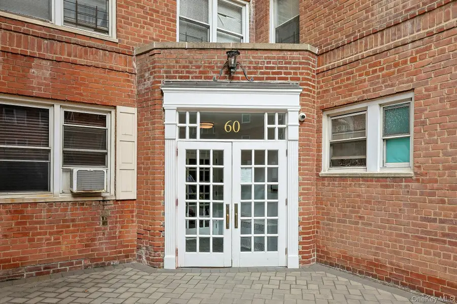 60 Locust Avenue #A207, New Rochelle, NY 10801 - Image #2