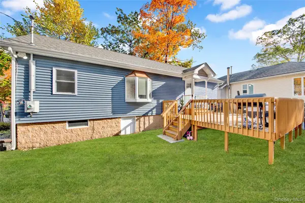 8 Forest Lane, Greenwood Lake, NY 10925