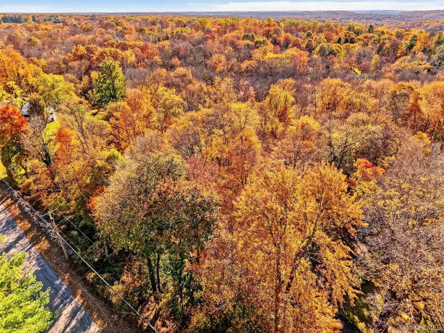 26 Elmwood Road, South Salem, NY 10590 - Image #2