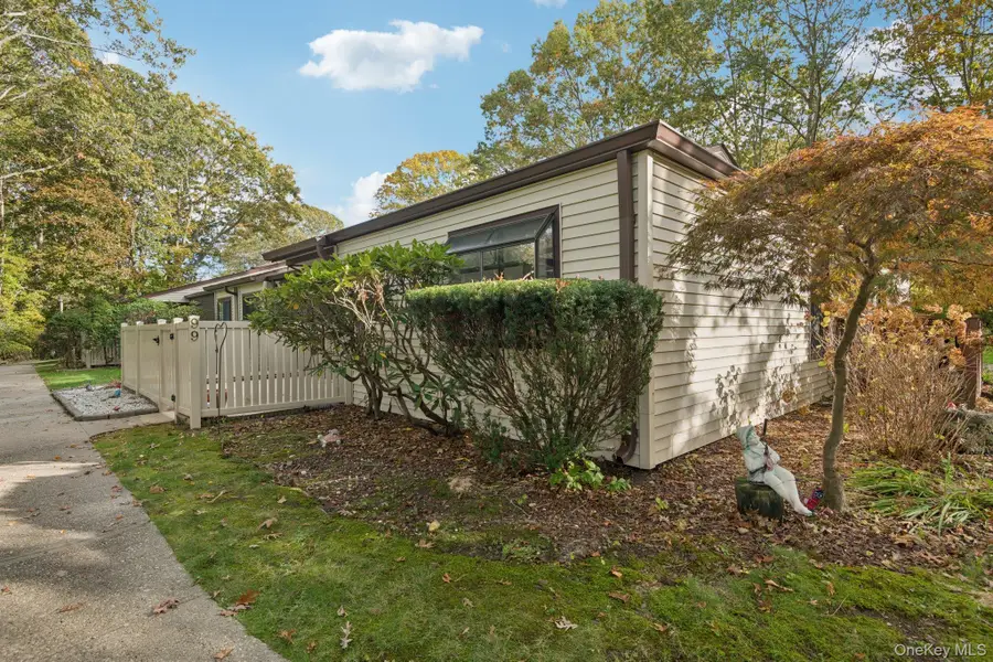 99 Birchwood Road, Coram, NY 11727 - Image #3