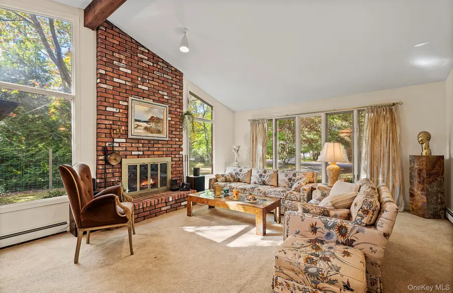 33 Sherwood Lane, East Hampton, NY 11937 - Image #3