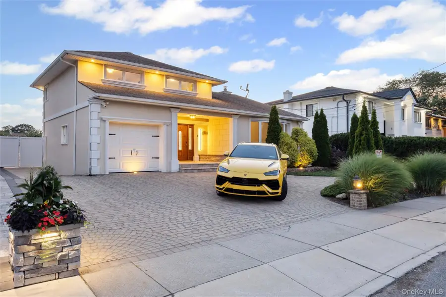 3066 Ann Street, Baldwin Harbor, NY 11510 - Image #2