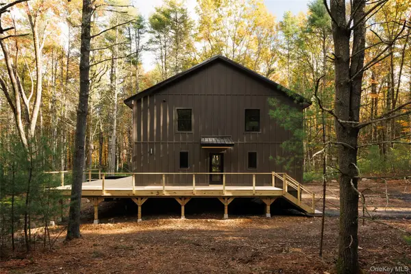 210 Dutchtown Road, Saugerties, NY 12477