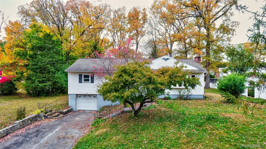 4 Parade Place, New Windsor, NY 12553 - #2