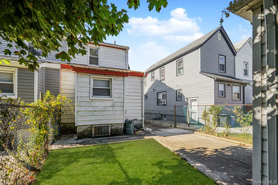 118-15 203rd Street, Saint Albans, NY 11412 - Image #3