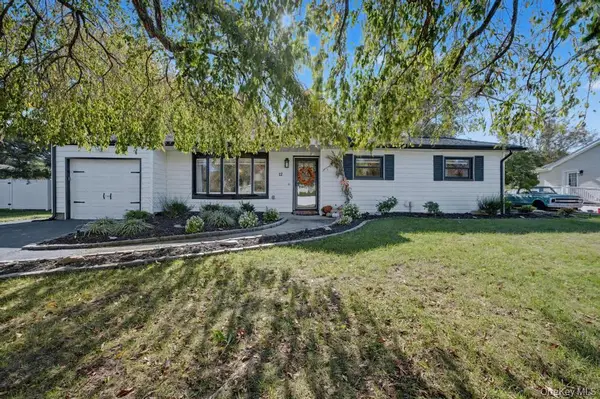 12 Pheasant Drive, Commack, NY 11725