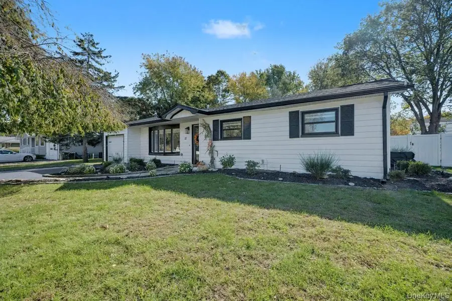 12 Pheasant Drive, Commack, NY 11725 - Image #2