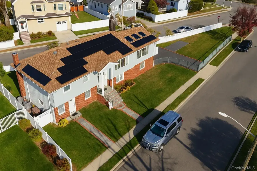 175 Hamilton Avenue, Island Park, NY 11558 - Image #2