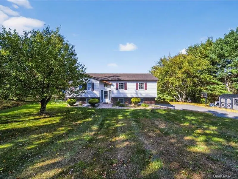 50 Cunningham Lane, Poughquag, NY 12570 - Image #2