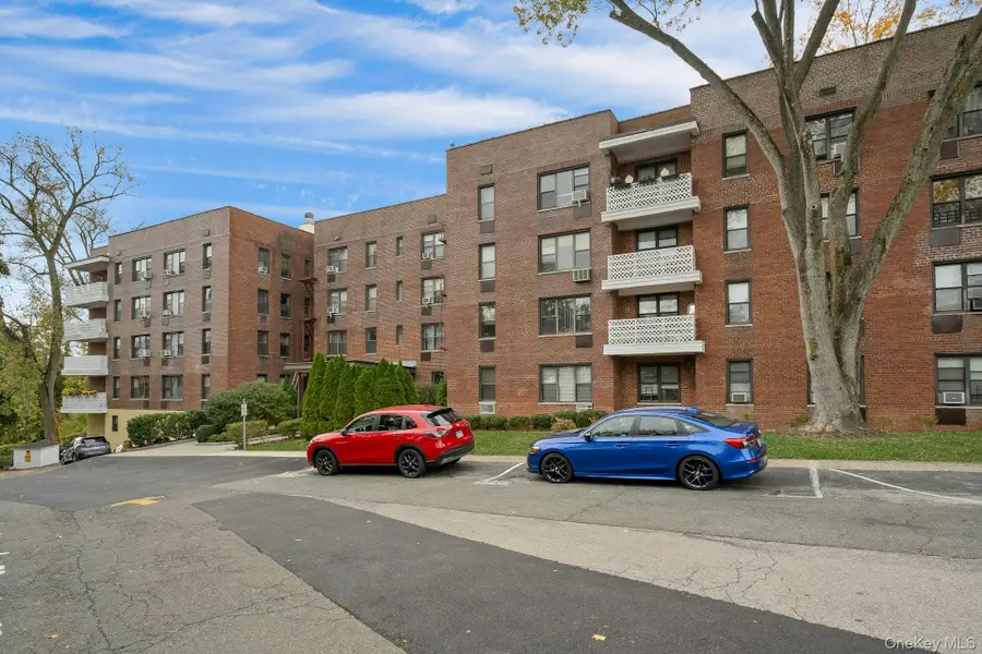 1 Remsen Road #1F, Yonkers, NY 10710 - Image #2