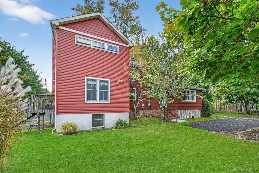 11 Chester Avenue, Congers, NY 10920 - Image #3