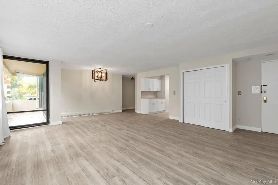 7-25 166 St #2B, Beechhurst, NY 11357 - Image #2