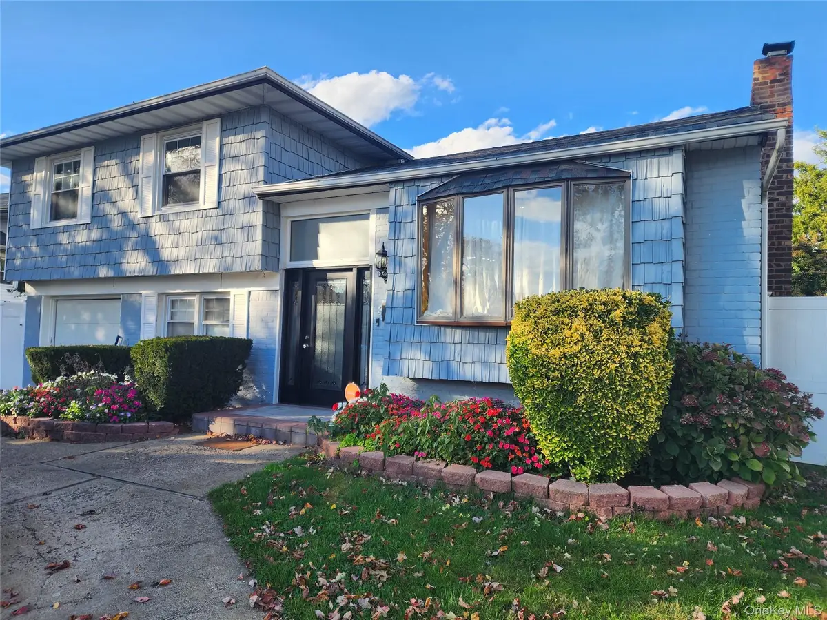 3 Nancy Place, East Massapequa, NY 11758 - Image #1