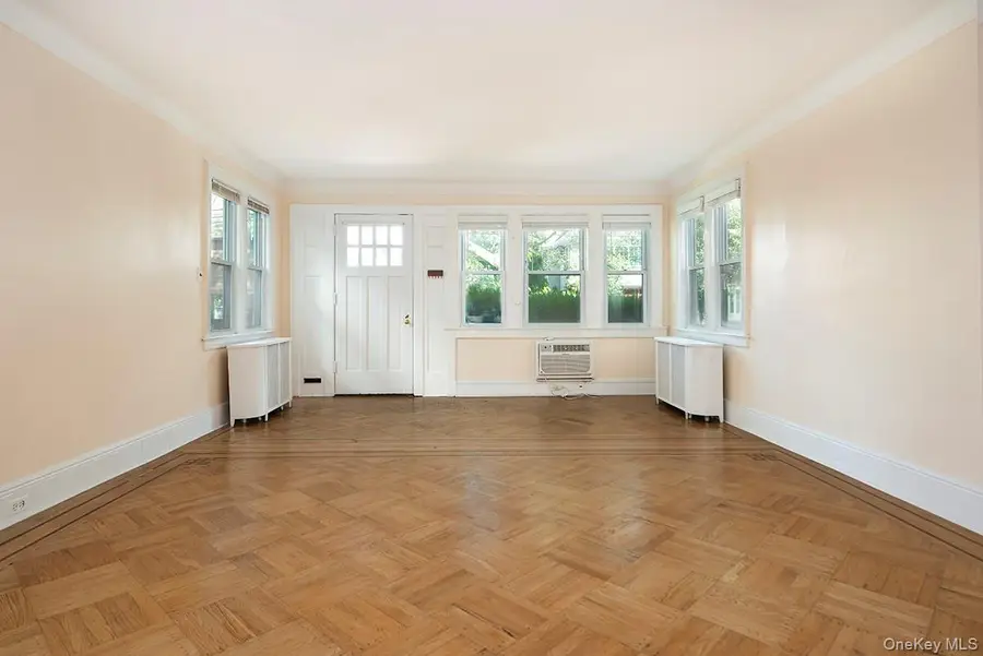 7110 Kessel Street, Forest Hills, NY 11375 - Image #2